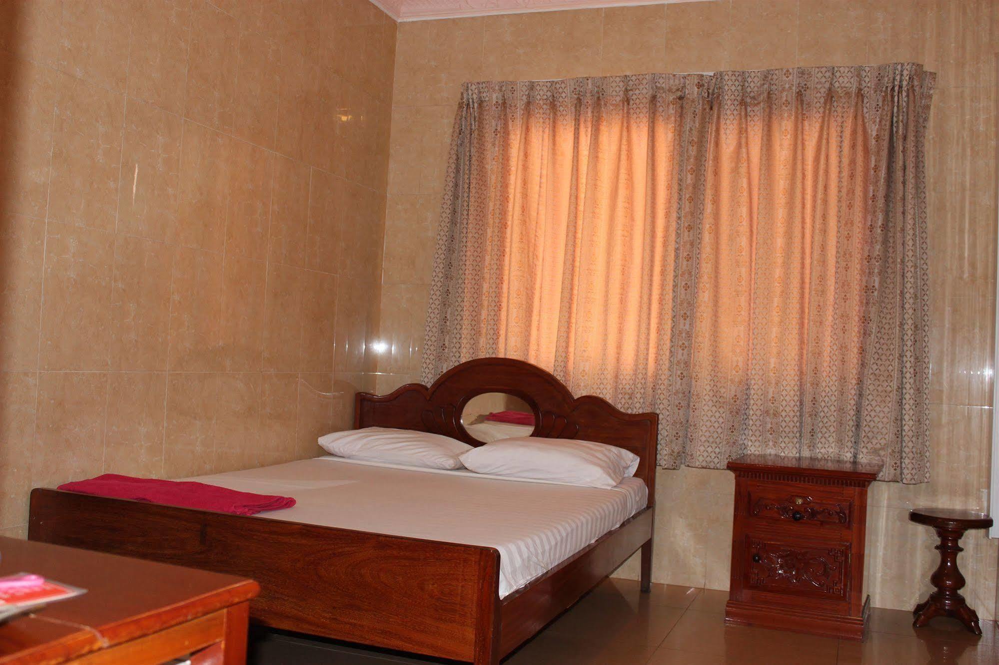Lucky 1 Guesthouse Phnom Penh Eksteriør billede